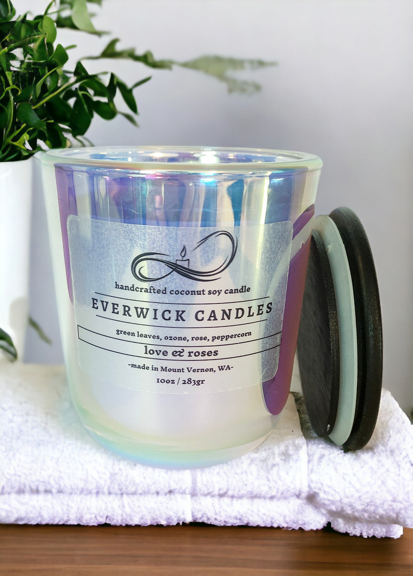 LOVE & ROSES - Green Leaves, Ozone, Rose, Carnation, Powder, Peppercorn